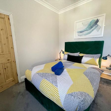 קארדיף Edwardian City Centre House For Big Groups, Offroad Parking & Hot Tub! מראה חיצוני תמונה