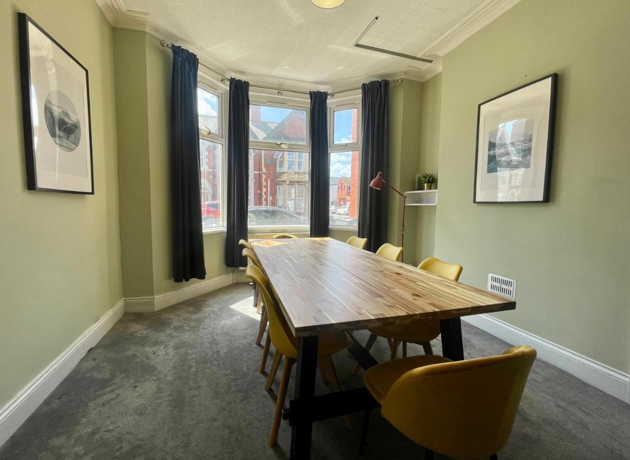 קארדיף Edwardian City Centre House For Big Groups, Offroad Parking & Hot Tub! מראה חיצוני תמונה